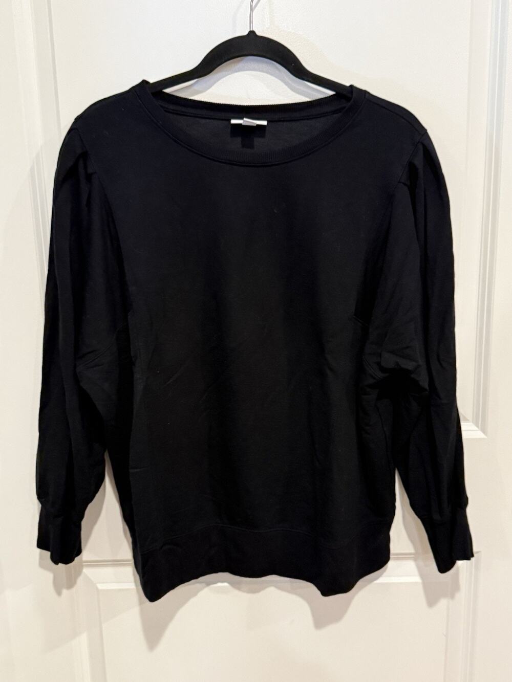 J. Jill Women’s Oversized Black Top Sz XL Pleated Shoulder Elevated Sweatshirt